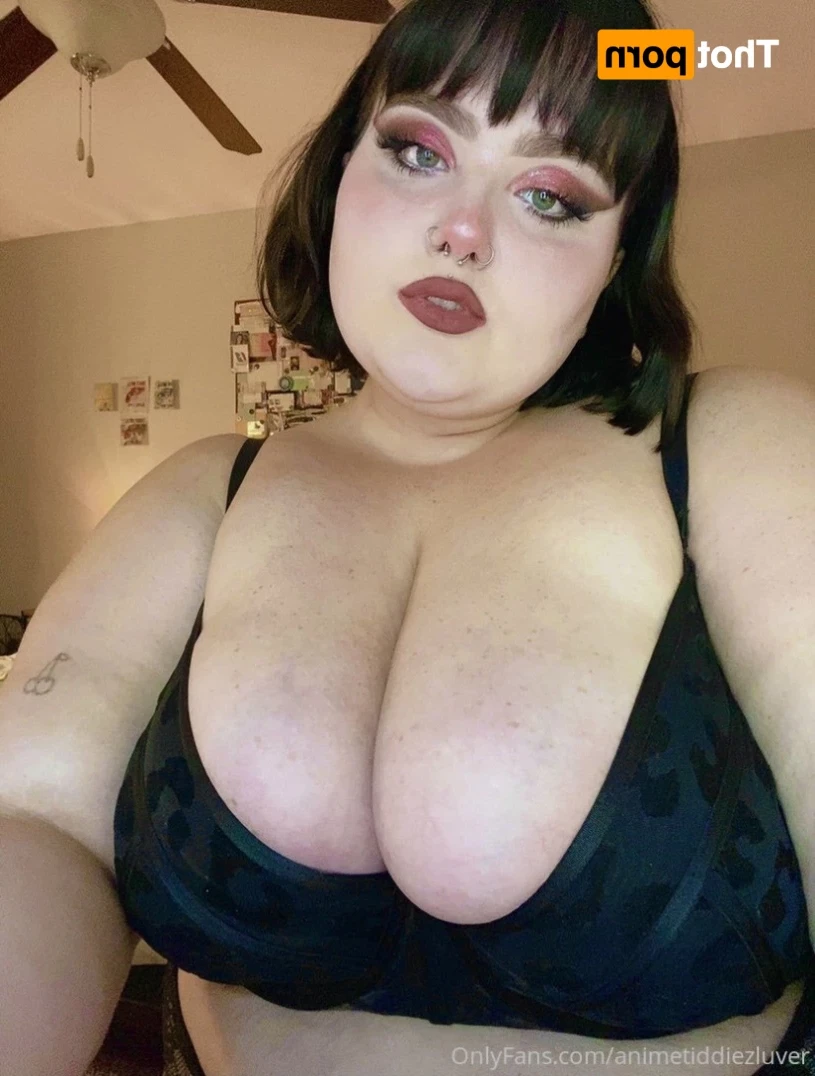 animetiddiezluver Onlyfans leaked photo 15149864 on Hotleaks.tv