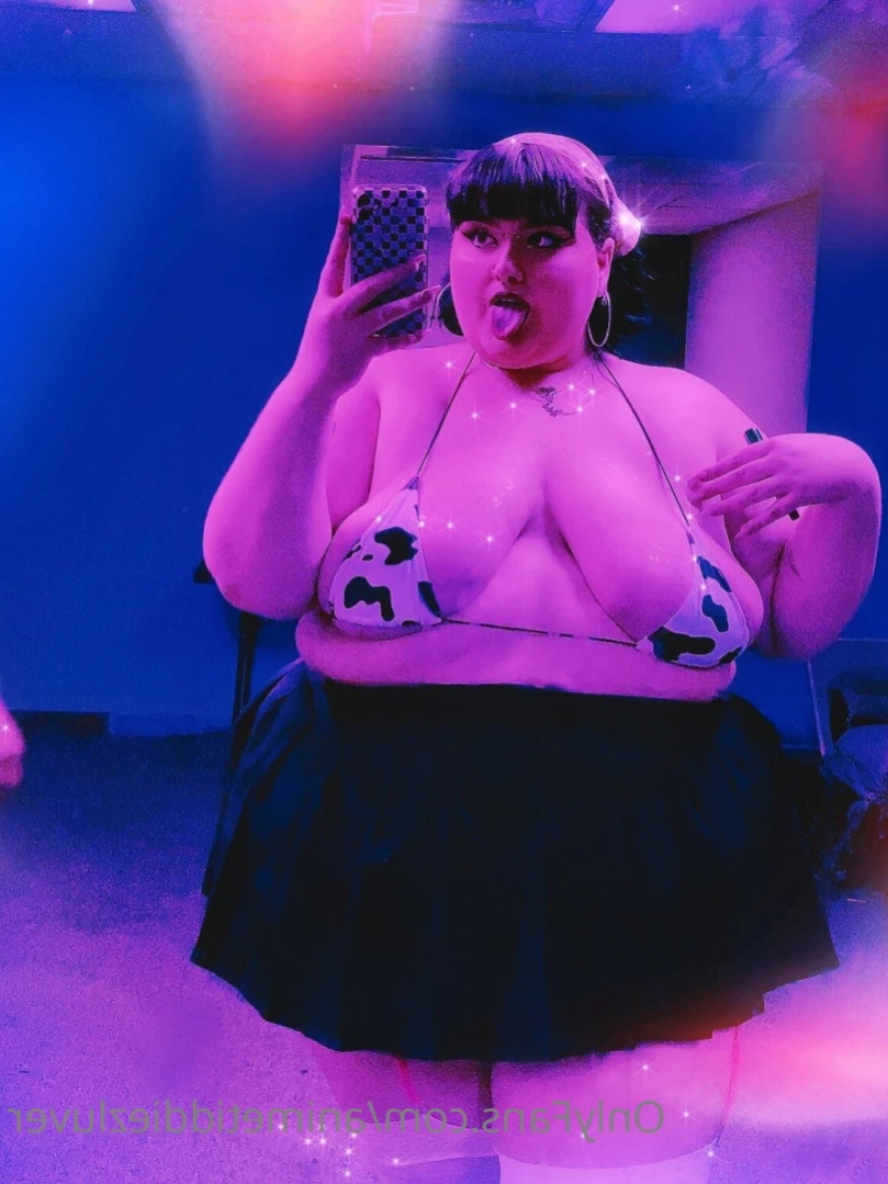 animetiddiezluver Onlyfans leaked photo 15186216 on Hotleaks.tv