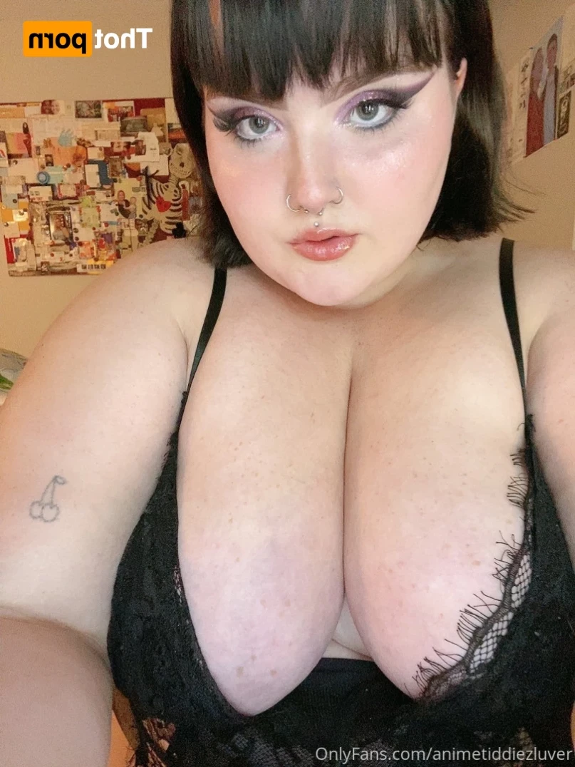animetiddiezluver Onlyfans leaked photo 15187161 on Hotleaks.tv