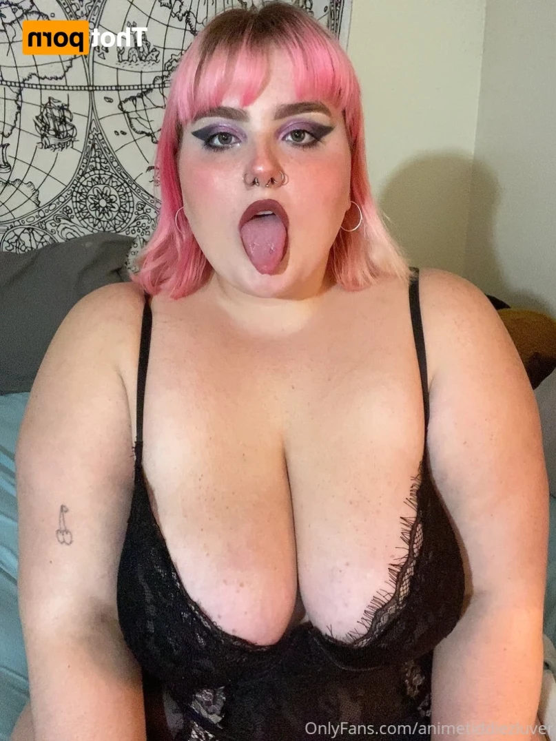 animetiddiezluver Onlyfans leaked photo 15403842 on Hotleaks.tv