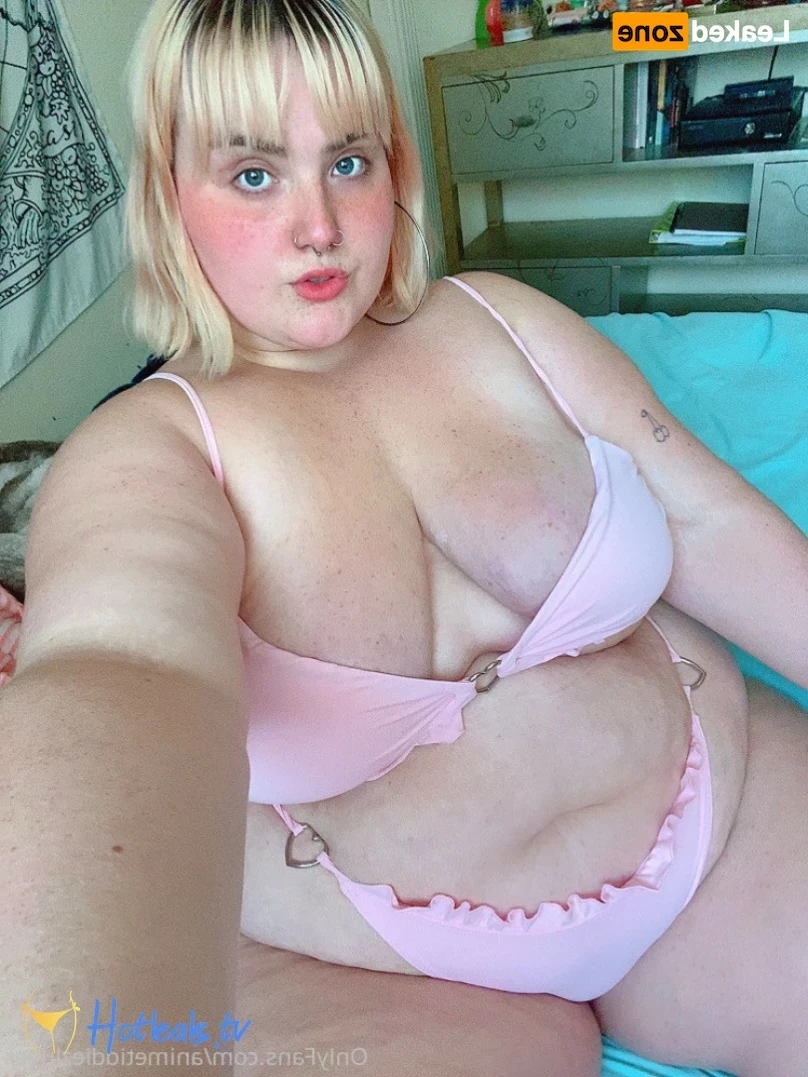animetiddiezluver Onlyfans leaked photo 15810960 on Hotleaks.tv