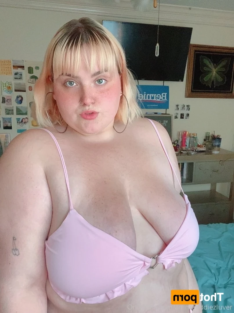 animetiddiezluver Onlyfans leaked photo 15860991 on Hotleaks.tv