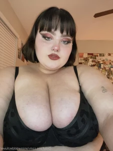16028910