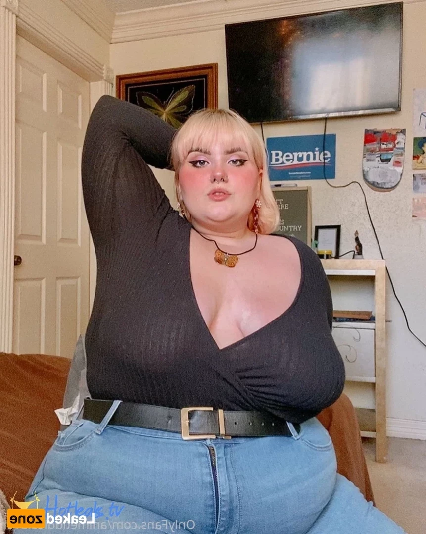 animetiddiezluver Onlyfans leaked photo 16237580 on Hotleaks.tv