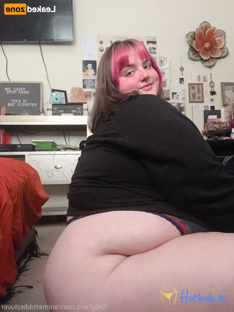 animetiddiezluver Onlyfans leaked photo 16282075 on Hotleaks.tv