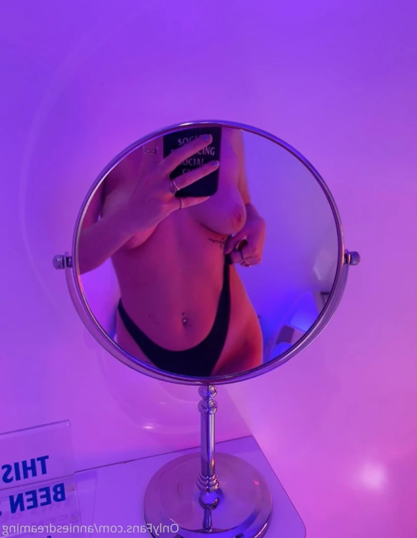 Anniee Charlotte the girl with 2 vaginas [ annieecharlottefree ] Onlyfans leaked photo 7858366 on Hotleaks.tv