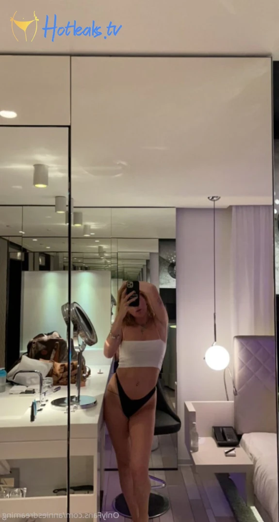 Anniee Charlotte the girl with 2 vaginas [ annieecharlottefree ] Onlyfans leaked photo 13616981 on Hotleaks.tv