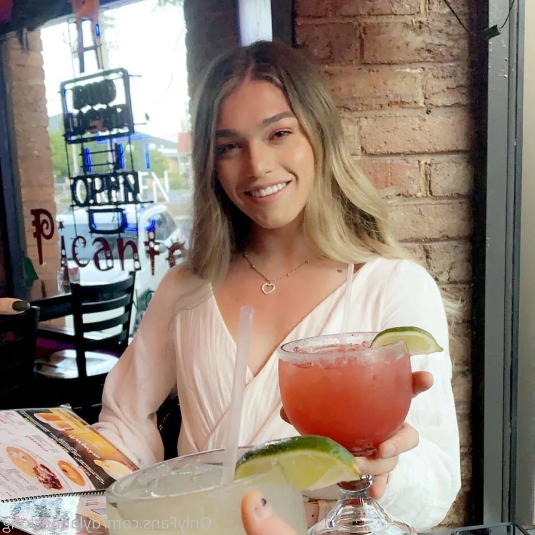 Ariel [ arielllll ] Onlyfans leaked photo 6046858 on Hotleaks.tv