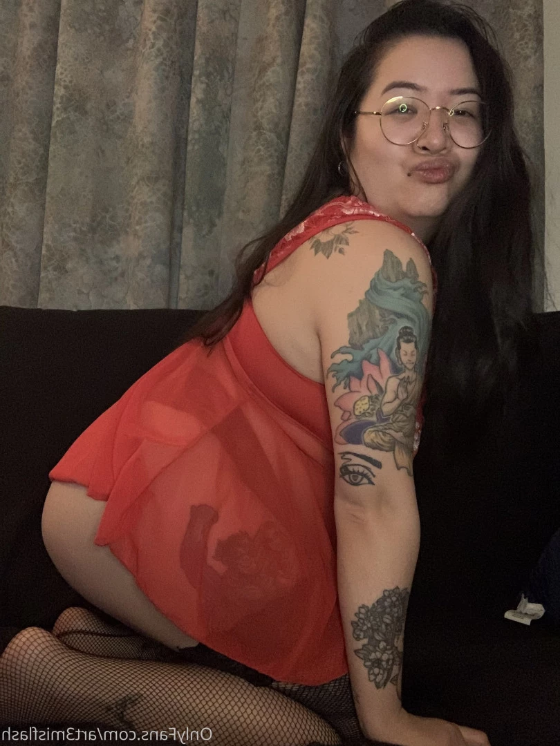 😈𝙃𝙊𝙍𝙉𝙔 𝘼𝙎𝙄𝘼𝙉 𝙎𝙇𝙐𝙏😈 [ art3misflash ] Onlyfans leaked photo 5659228 on Hotleaks.tv
