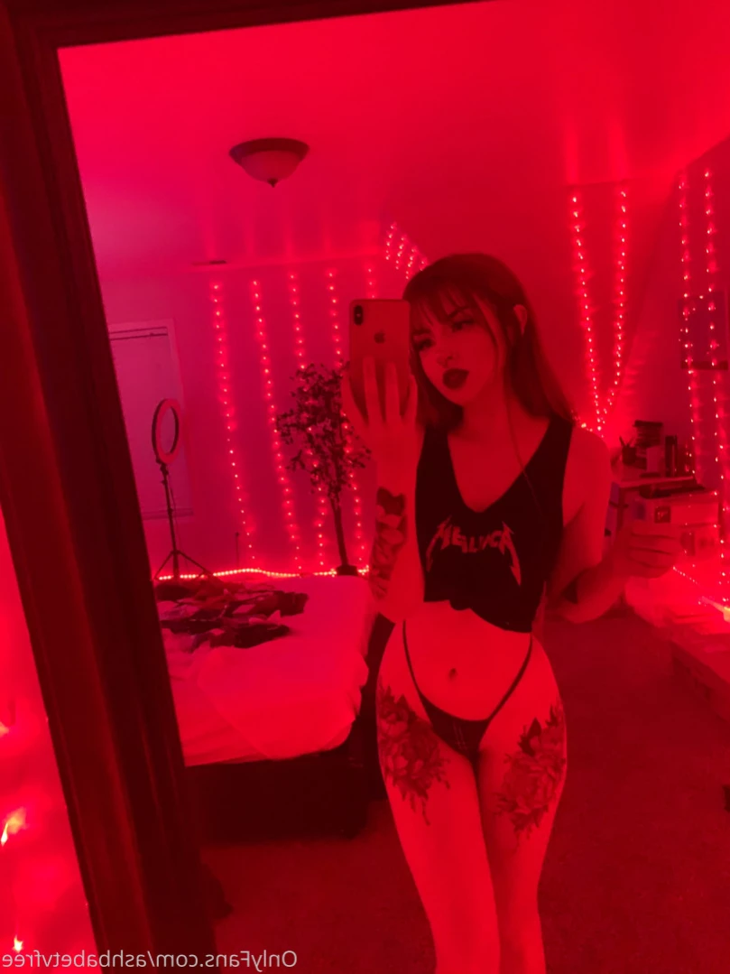 𝐀𝐬𝐡𝐥𝐞𝐲 𝐁𝐚𝐧𝐤𝐬🧸 𝐗𝐗𝐗 𝐕𝐈𝐏🔞💦 [ ashbabetv_vip ] Onlyfans leaked photo 11653229 on Hotleaks.tv