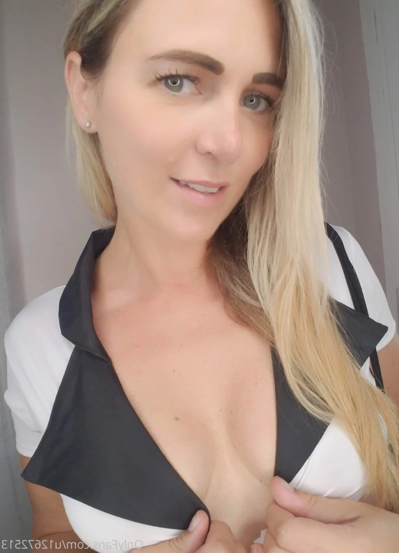 HOT BRITISH MOM🇬🇧 [ ashley-ivy6 ] Onlyfans leaked photo 5950392 on Hotleaks.tv