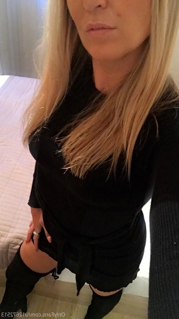 HOT BRITISH MOM🇬🇧 [ ashley-ivy6 ] Onlyfans leaked photo 10286648 on Hotleaks.tv