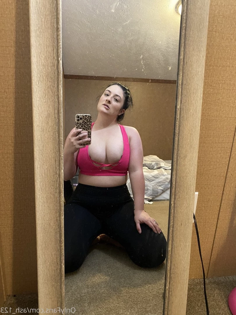 Ashley [ ashleycocofree ] Onlyfans leaked photo 5244478 on Hotleaks.tv