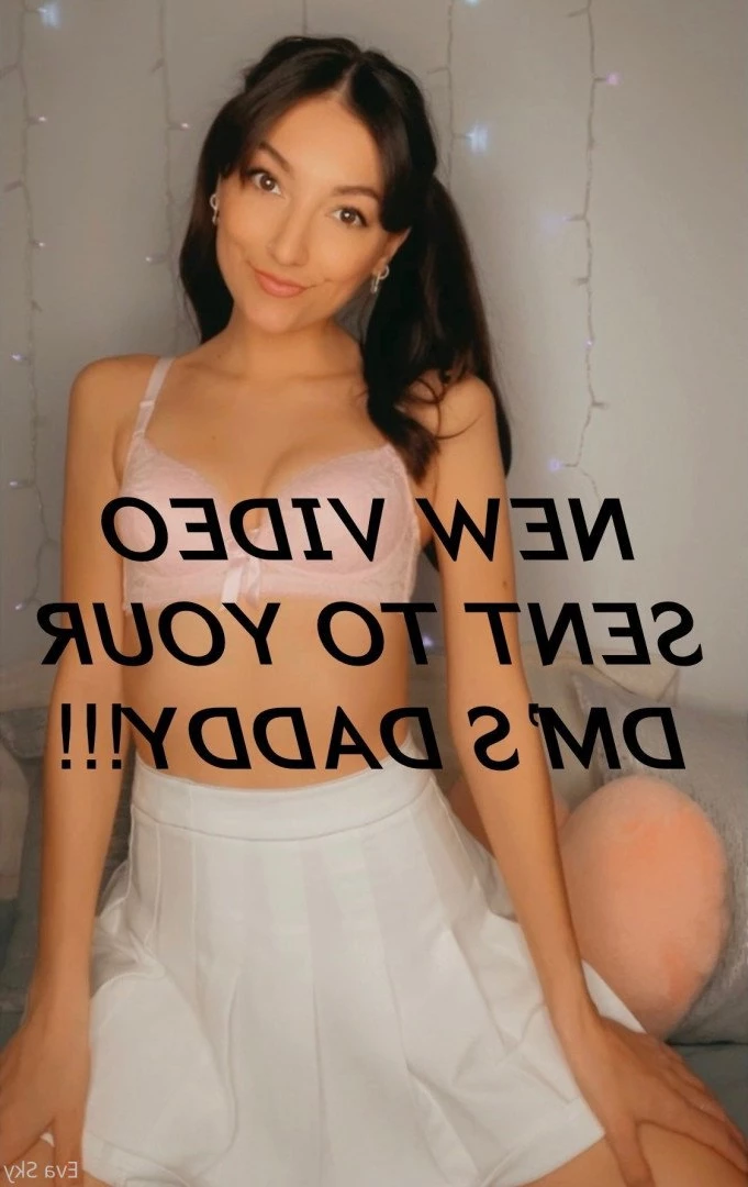 💋18yr 🅲🅾︎🅻🅻🅴🅶🅴 🅶🅸🆁🅻 💋 [ freshmanevasky ] Onlyfans leaked photo 415185 on Hotleaks.tv