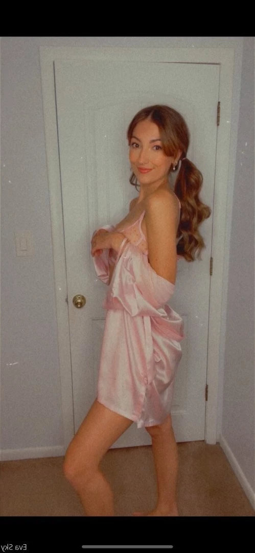 💋18yr 🅲🅾︎🅻🅻🅴🅶🅴 🅶🅸🆁🅻 💋 [ freshmanevasky ] Onlyfans leaked photo 415284 on Hotleaks.tv