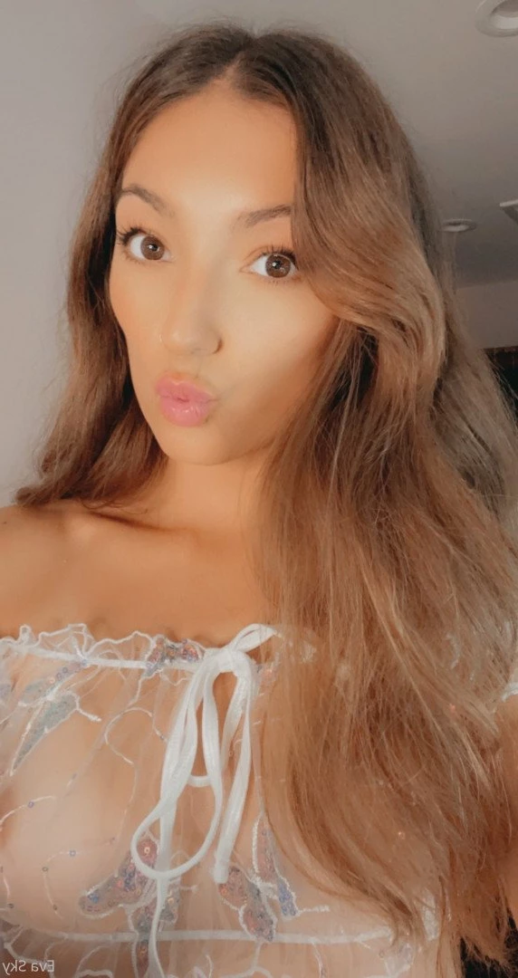 💋18yr 🅲🅾︎🅻🅻🅴🅶🅴 🅶🅸🆁🅻 💋 [ freshmanevasky ] Onlyfans leaked photo 415432 on Hotleaks.tv