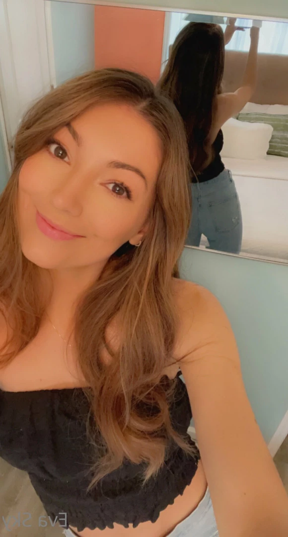 💋18yr 🅲🅾︎🅻🅻🅴🅶🅴 🅶🅸🆁🅻 💋 [ freshmanevasky ] Onlyfans leaked photo 6803760 on Hotleaks.tv