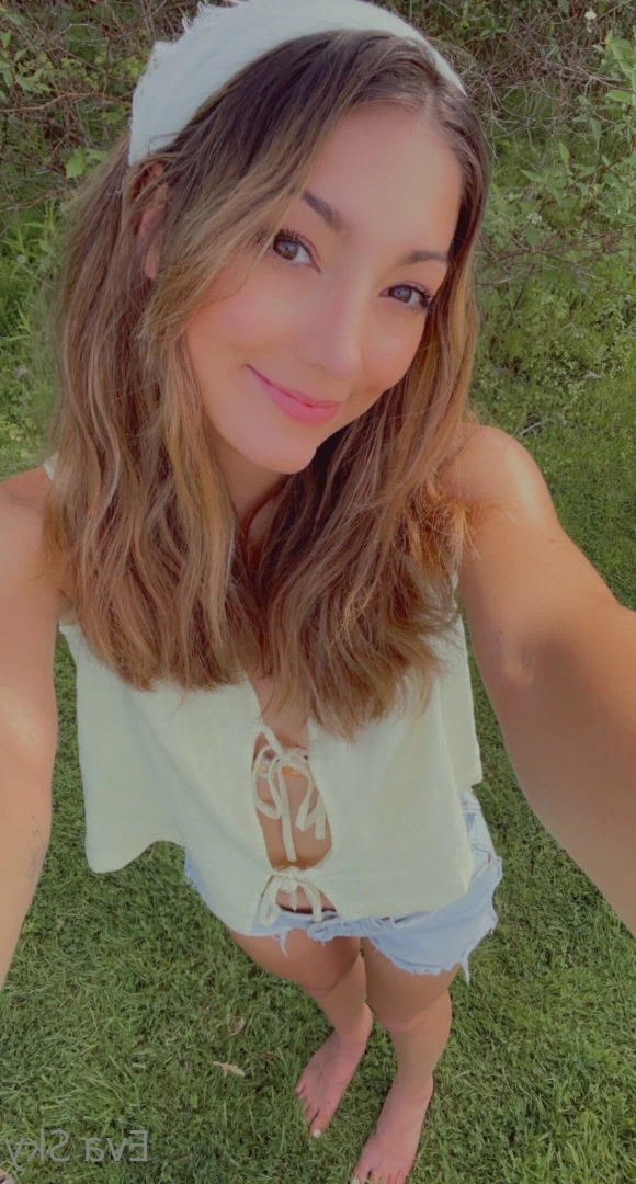 💋18yr 🅲🅾︎🅻🅻🅴🅶🅴 🅶🅸🆁🅻 💋 [ freshmanevasky ] Onlyfans leaked photo 6804001 on Hotleaks.tv