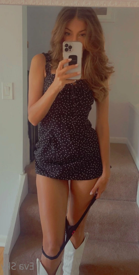💋18yr 🅲🅾︎🅻🅻🅴🅶🅴 🅶🅸🆁🅻 💋 [ freshmanevasky ] Onlyfans leaked photo 6804597 on Hotleaks.tv