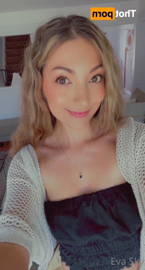 💋18yr 🅲🅾︎🅻🅻🅴🅶🅴 🅶🅸🆁🅻 💋 [ freshmanevasky ] Onlyfans leaked photo 11548750 on Hotleaks.tv