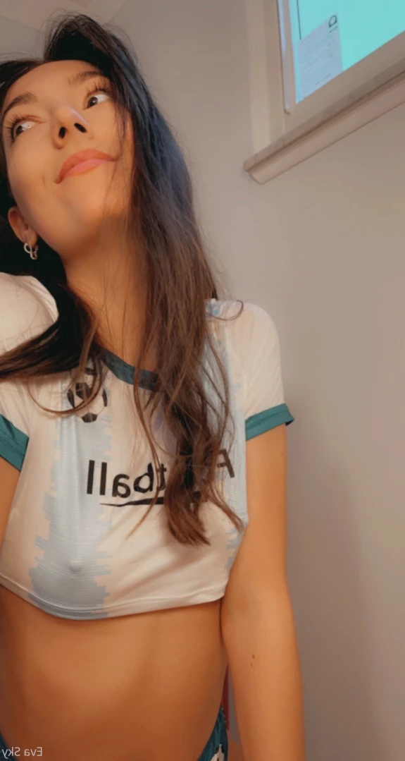 💋18yr 🅲🅾︎🅻🅻🅴🅶🅴 🅶🅸🆁🅻 💋 [ freshmanevasky ] Onlyfans leaked photo 11549449 on Hotleaks.tv