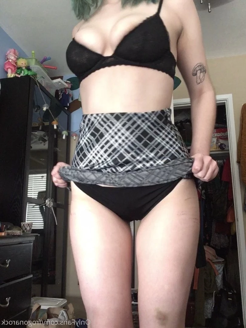 🧸 [ frogonarock ] Onlyfans leaked photo 415684 on Hotleaks.tv