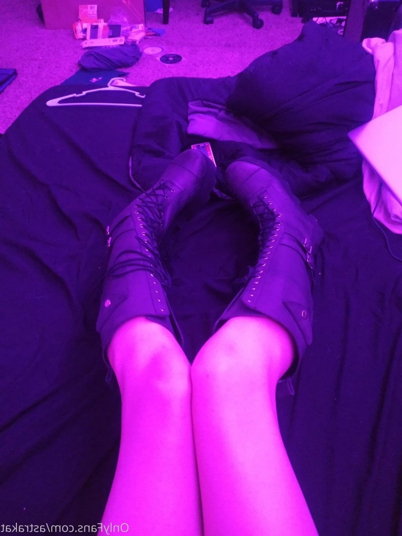 Astra Kat [ astrakat ] Onlyfans leaked photo 5239212 on Hotleaks.tv