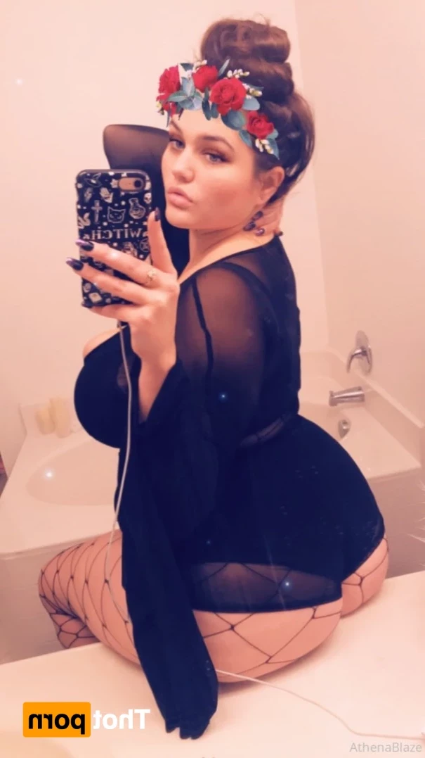 athenablaze Onlyfans leaked photo 15157753 on Hotleaks.tv