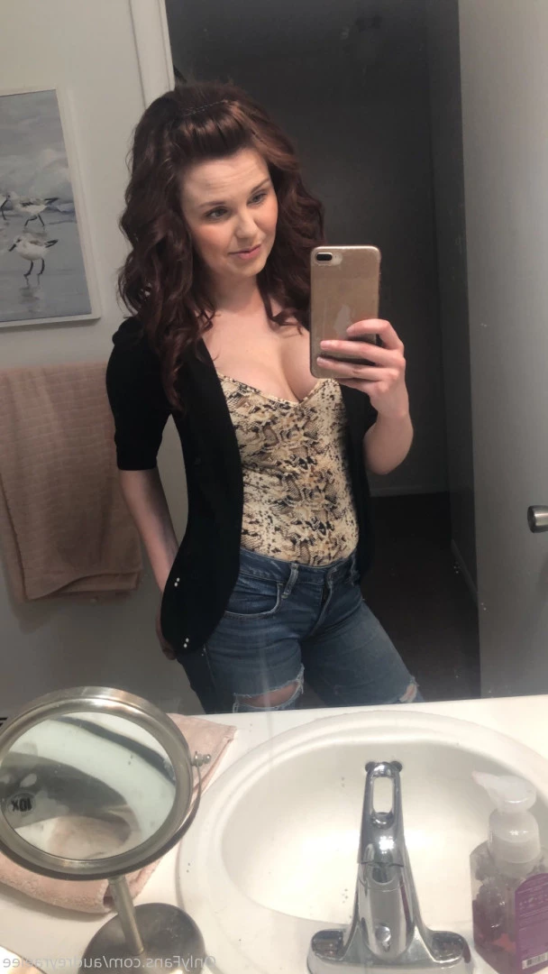 The Redhead Next Door 💋 [ audreyraelee ] Onlyfans leaked photo 5828304 on Hotleaks.tv