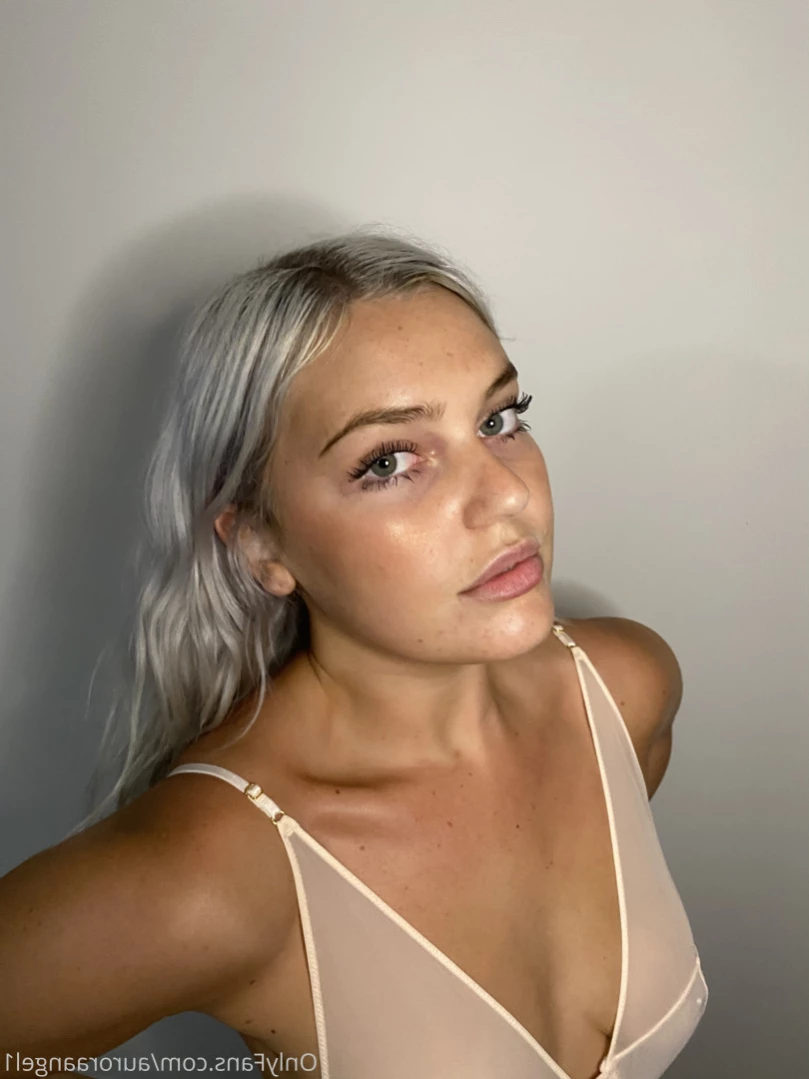 aurora angel [ auroraangel1 ] Onlyfans leaked photo 15447862 on Hotleaks.tv