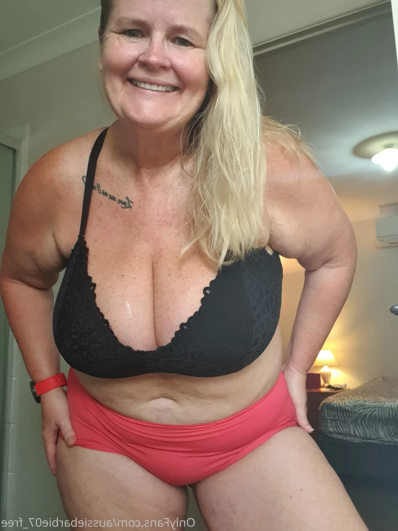 Barbie Licious FREE 🍒 Your Fav Gilf [ aussiebarbie07_free ] Onlyfans leaked photo 5938704 on Hotleaks.tv
