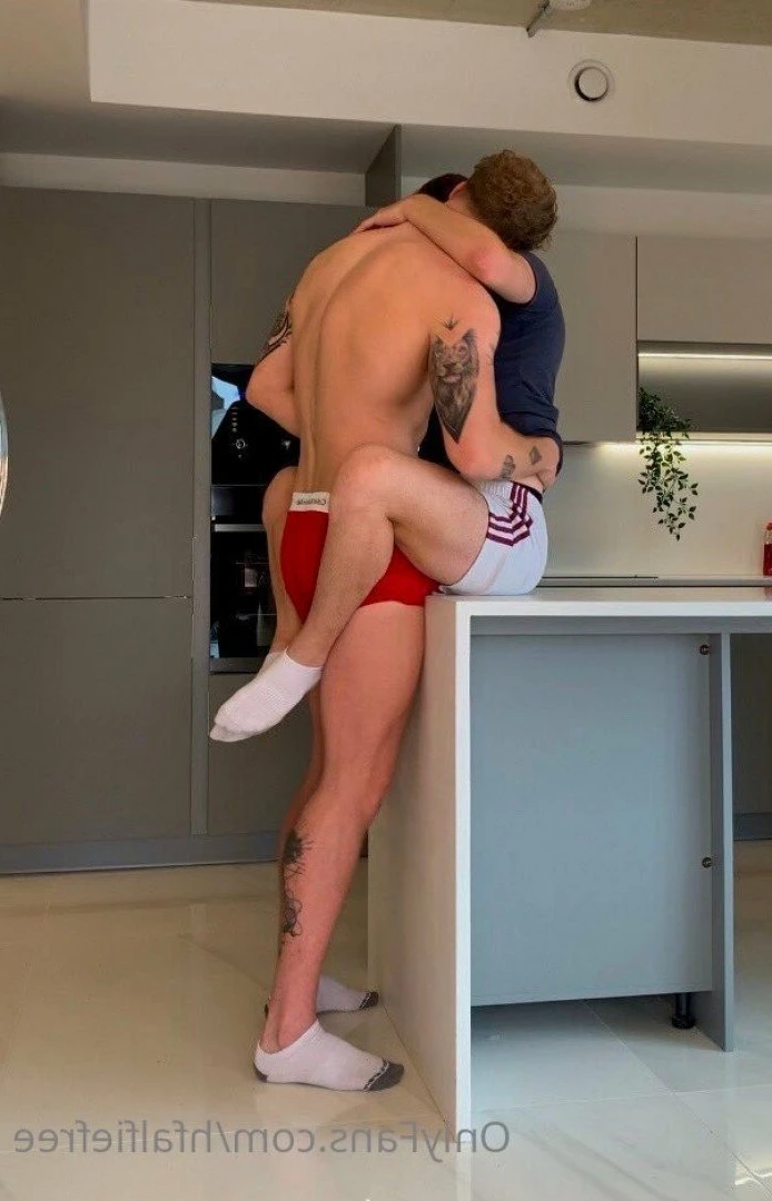 Axel65xxx Free account [ axel65xxxfree ] Onlyfans leaked photo 5234594 on Hotleaks.tv