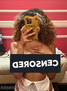 5647328