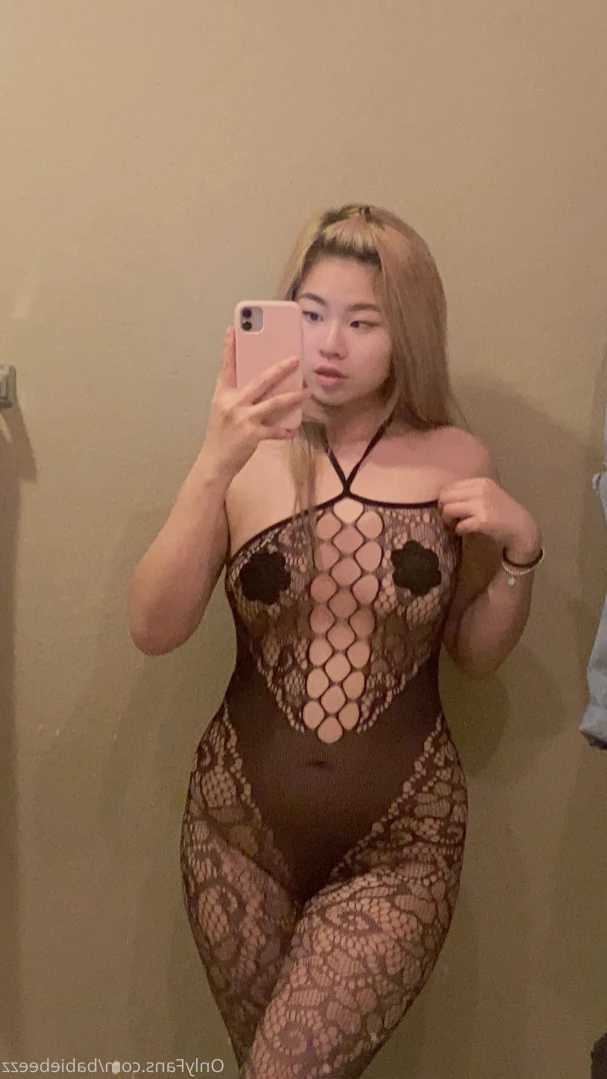 Bee 🐝 (TOP .1%) [ babiebeezz ] Onlyfans leaked photo 13814996 on Hotleaks.tv