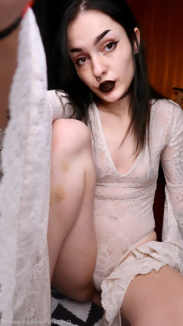 BabyBeeBub 🦇 [ babybeebub ] Onlyfans leaked photo 11996483 on Hotleaks.tv