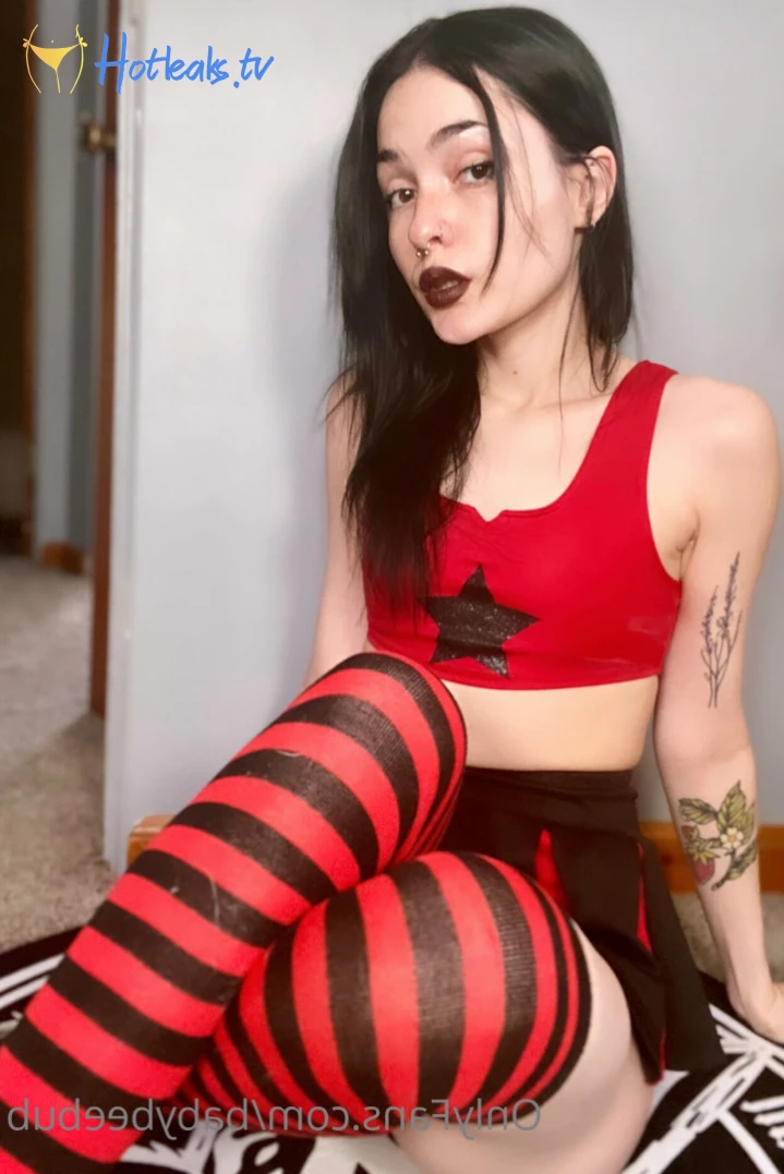 BabyBeeBub 🦇 [ babybeebub ] Onlyfans leaked photo 13468705 on Hotleaks.tv