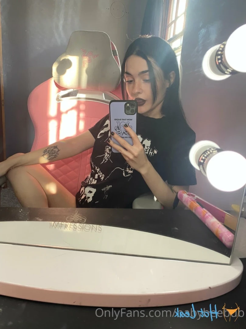BabyBeeBub 🦇 [ babybeebub ] Onlyfans leaked photo 13823233 on Hotleaks.tv