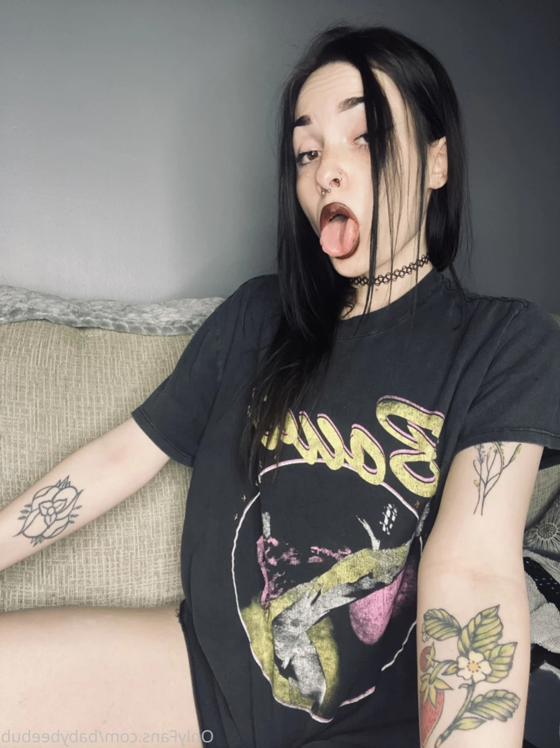 BabyBeeBub 🦇 [ babybeebub ] Onlyfans leaked photo 13918027 on Hotleaks.tv
