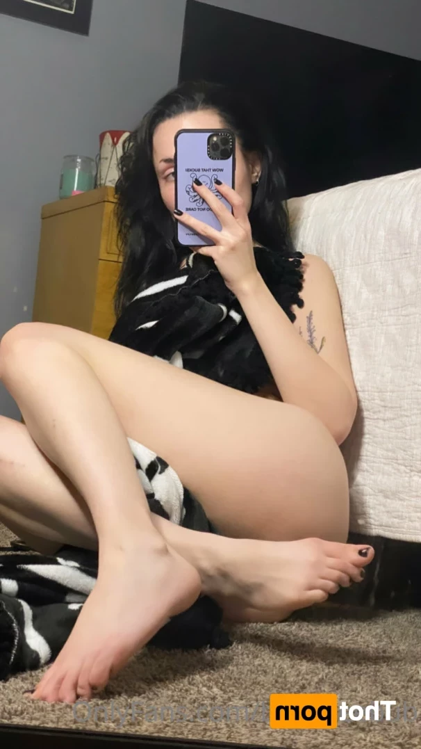 BabyBeeBub 🦇 [ babybeebub ] Onlyfans leaked photo 14751806 on Hotleaks.tv