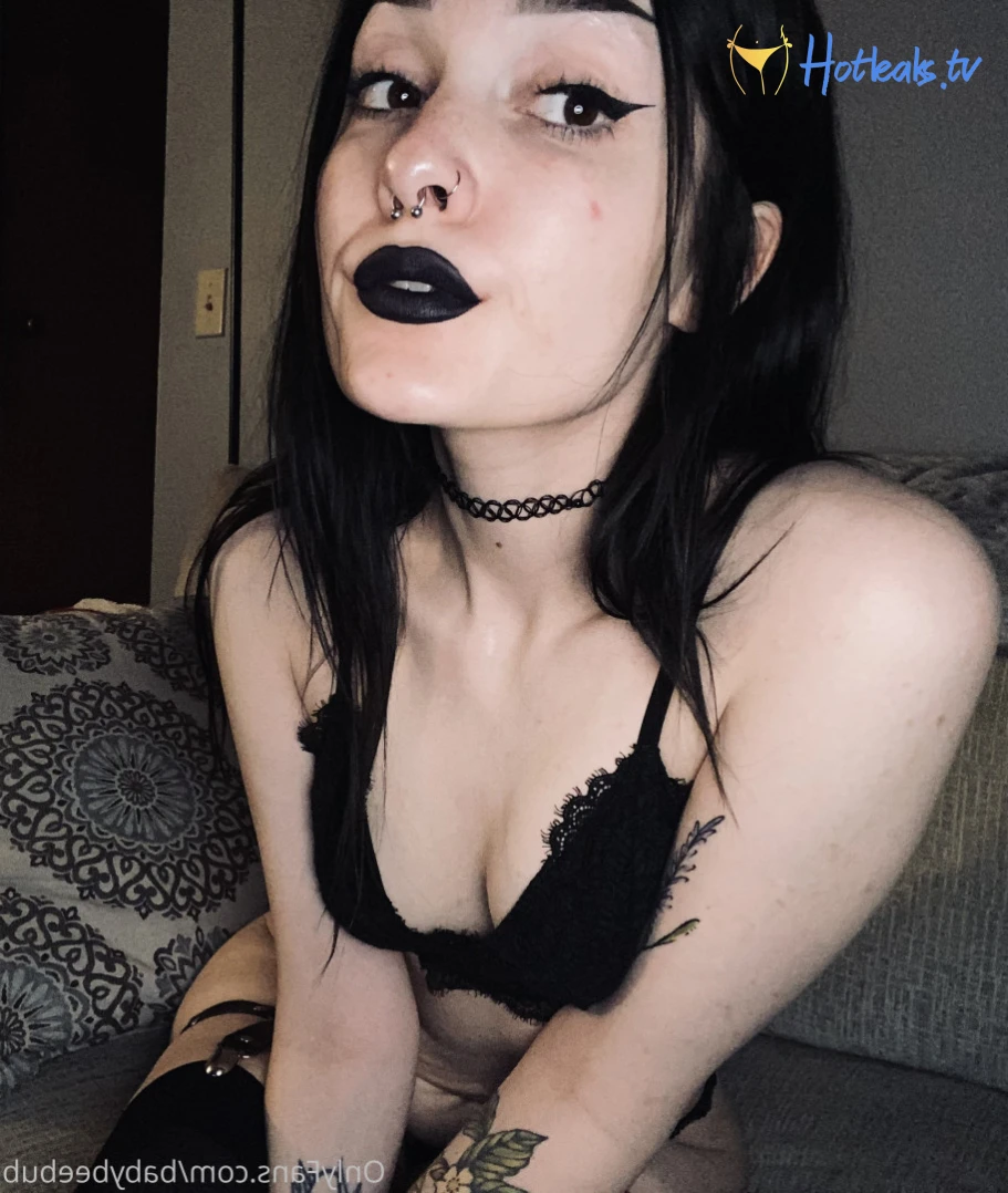 BabyBeeBub 🦇 [ babybeebub ] Onlyfans leaked photo 15192969 on Hotleaks.tv