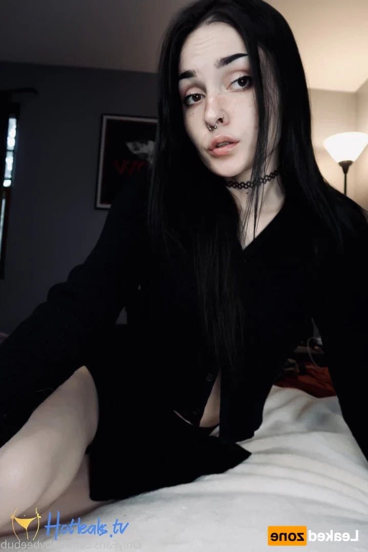 BabyBeeBub 🦇 [ babybeebub ] Onlyfans leaked photo 15273600 on Hotleaks.tv
