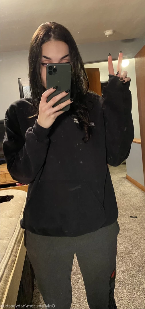 BabyBeeBub 🦇 [ babybeebub ] Onlyfans leaked photo 15305979 on Hotleaks.tv