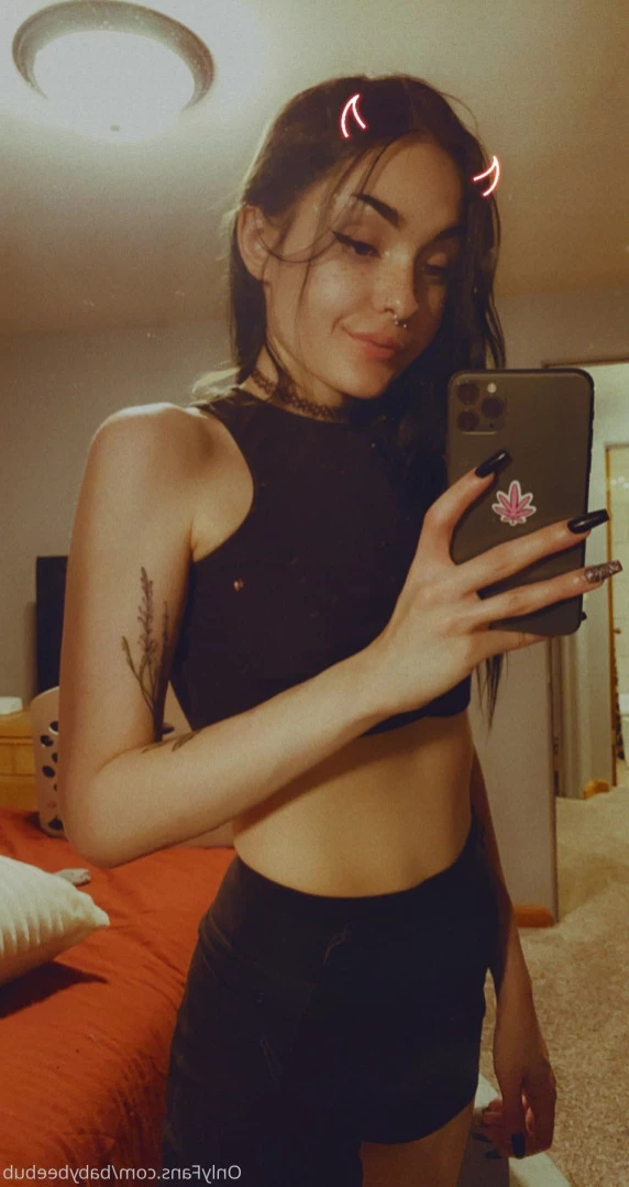 BabyBeeBub 🦇 [ babybeebub ] Onlyfans leaked photo 15334755 on Hotleaks.tv
