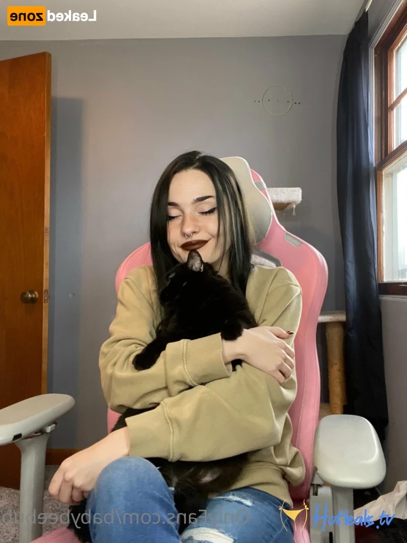 BabyBeeBub 🦇 [ babybeebub ] Onlyfans leaked photo 15335095 on Hotleaks.tv
