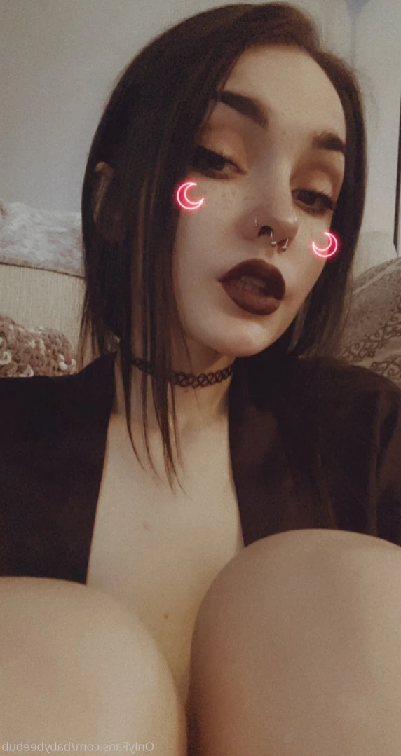 BabyBeeBub 🦇 [ babybeebub ] Onlyfans leaked photo 15335304 on Hotleaks.tv