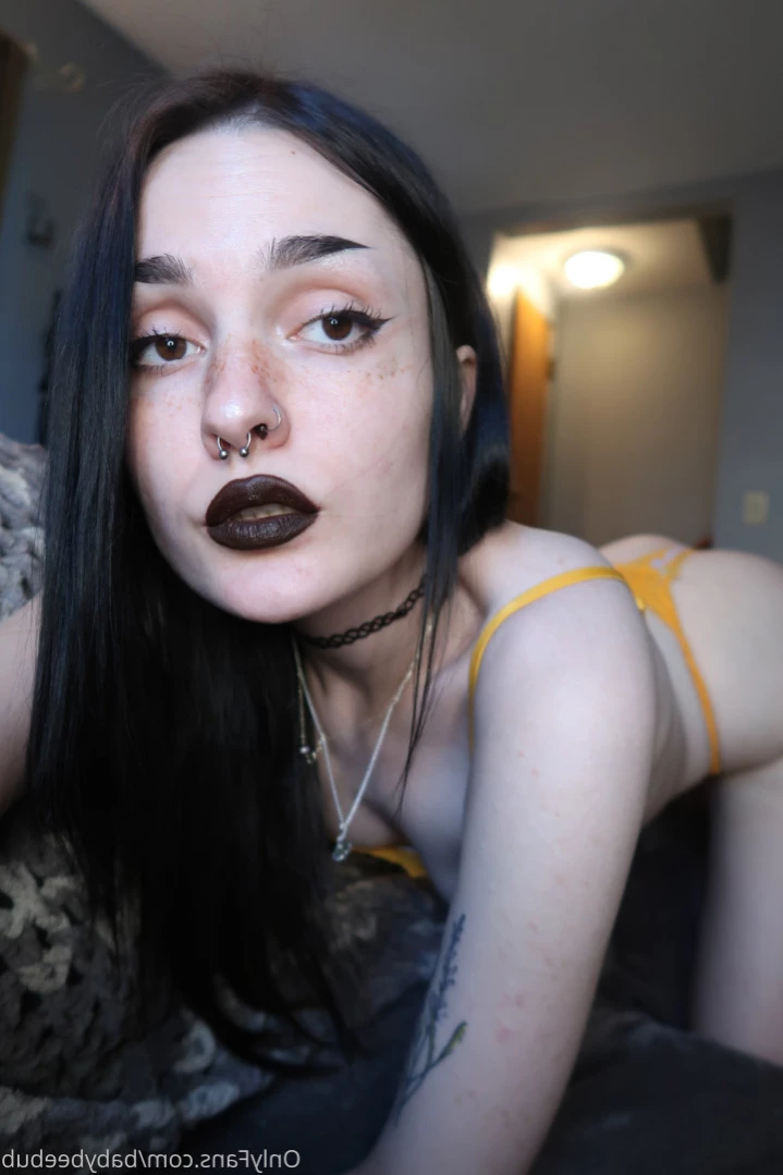 BabyBeeBub 🦇 [ babybeebub ] Onlyfans leaked photo 15340316 on Hotleaks.tv