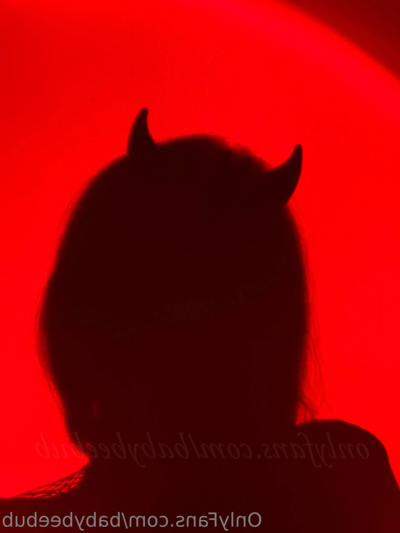 BabyBeeBub 🦇 [ babybeebub ] Onlyfans leaked photo 15340470 on Hotleaks.tv