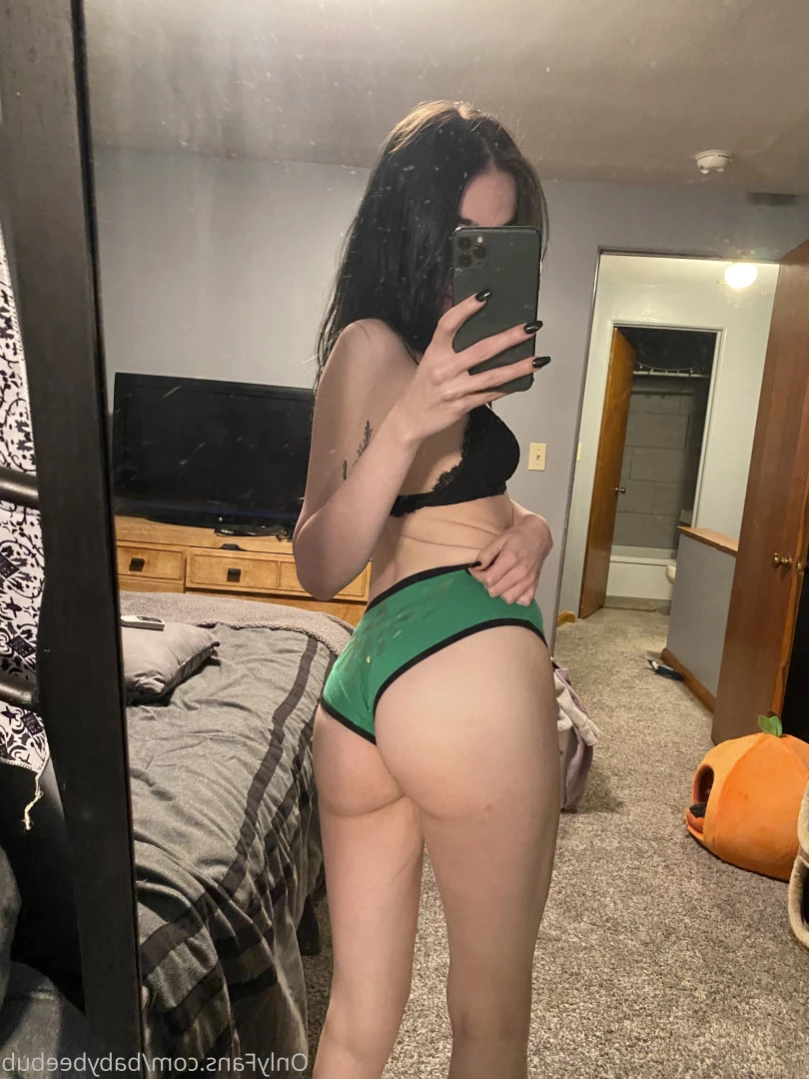 BabyBeeBub 🦇 [ babybeebub ] Onlyfans leaked photo 15898901 on Hotleaks.tv