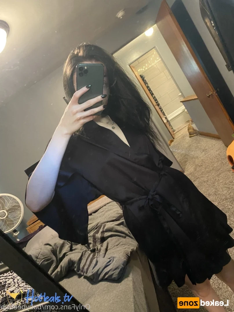 BabyBeeBub 🦇 [ babybeebub ] Onlyfans leaked photo 15926365 on Hotleaks.tv