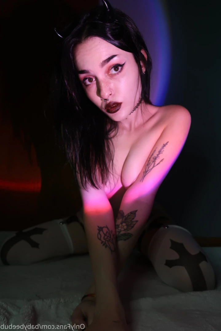 BabyBeeBub 🦇 [ babybeebub ] Onlyfans leaked photo 15961752 on Hotleaks.tv